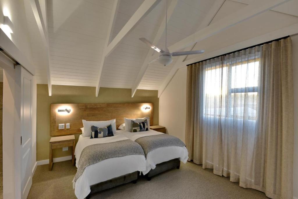 The Shark Bay Villas Langebaan Exterior foto